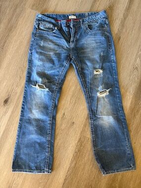 Antique Rivet Distressed Blue Straight Jeans